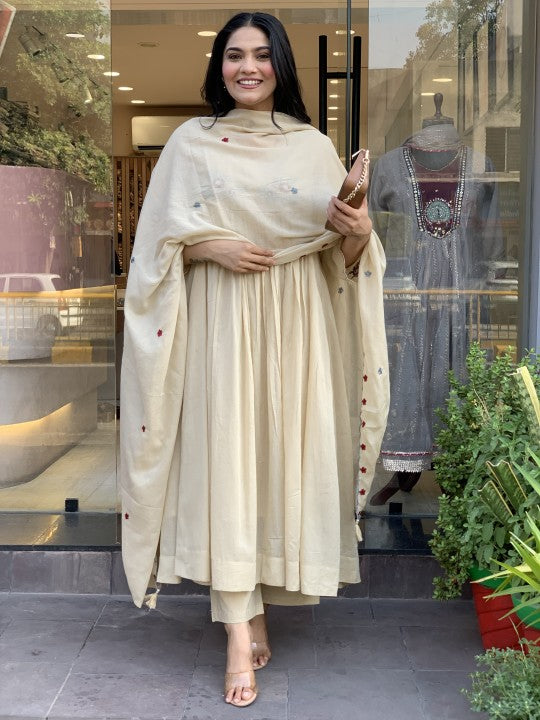 Ruhani Best shade in cotton Embroidery