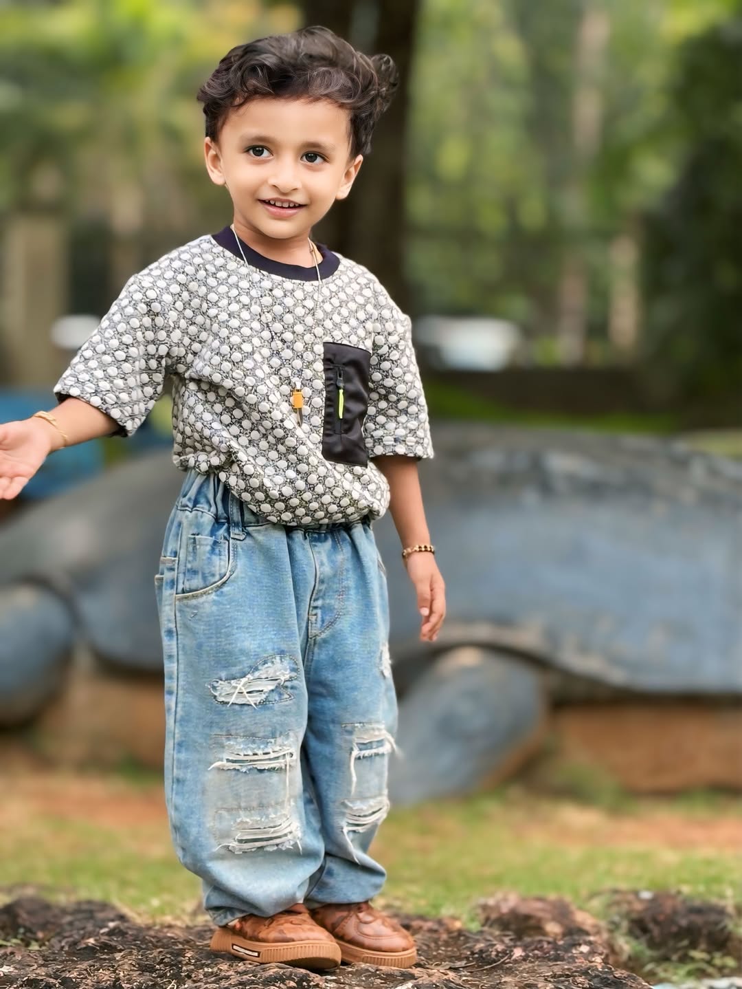 Mini Street King Textured Tee & Denim Look